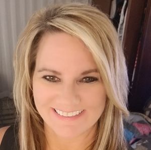 Meet your Posher, Becky